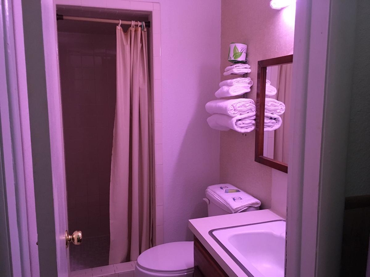 Skyliner Motel Stroud Zewnętrze zdjęcie