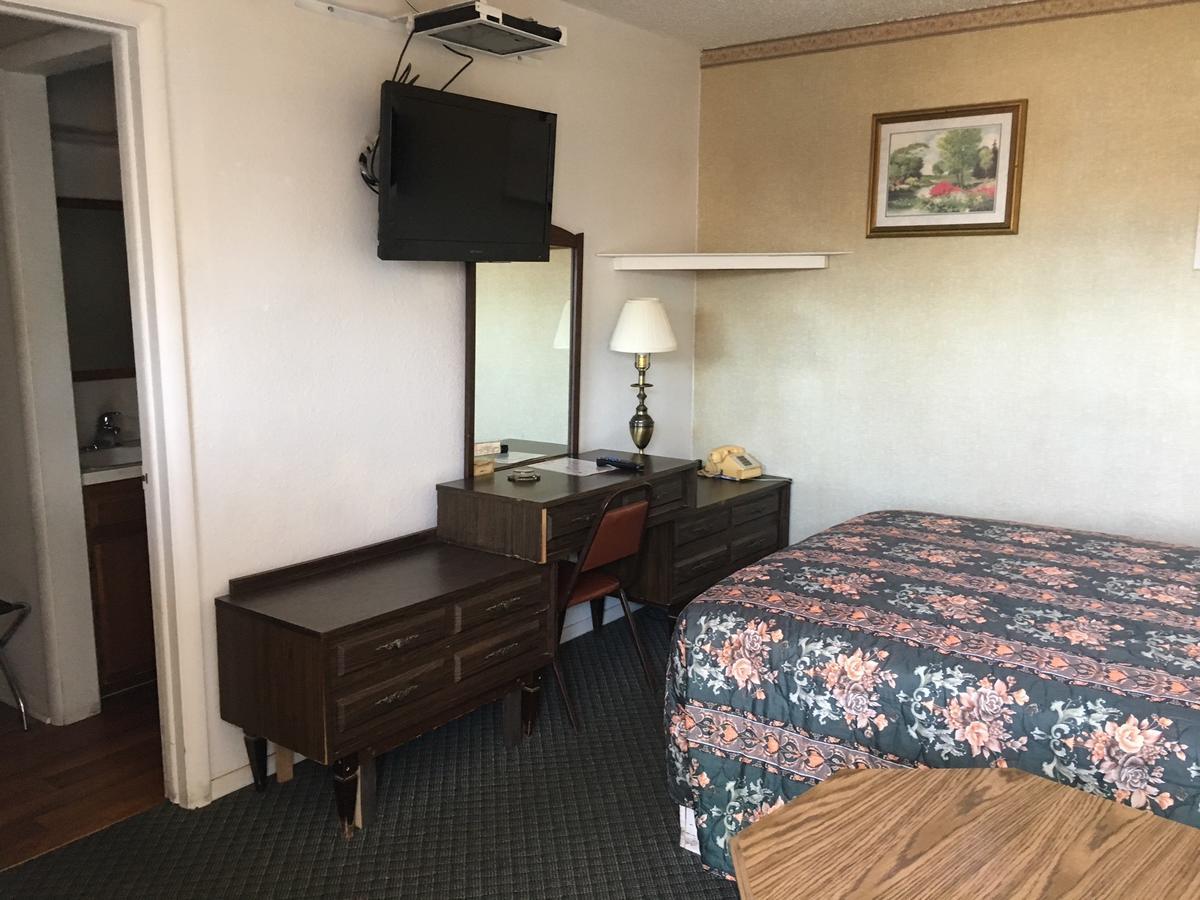 Skyliner Motel Stroud Zewnętrze zdjęcie