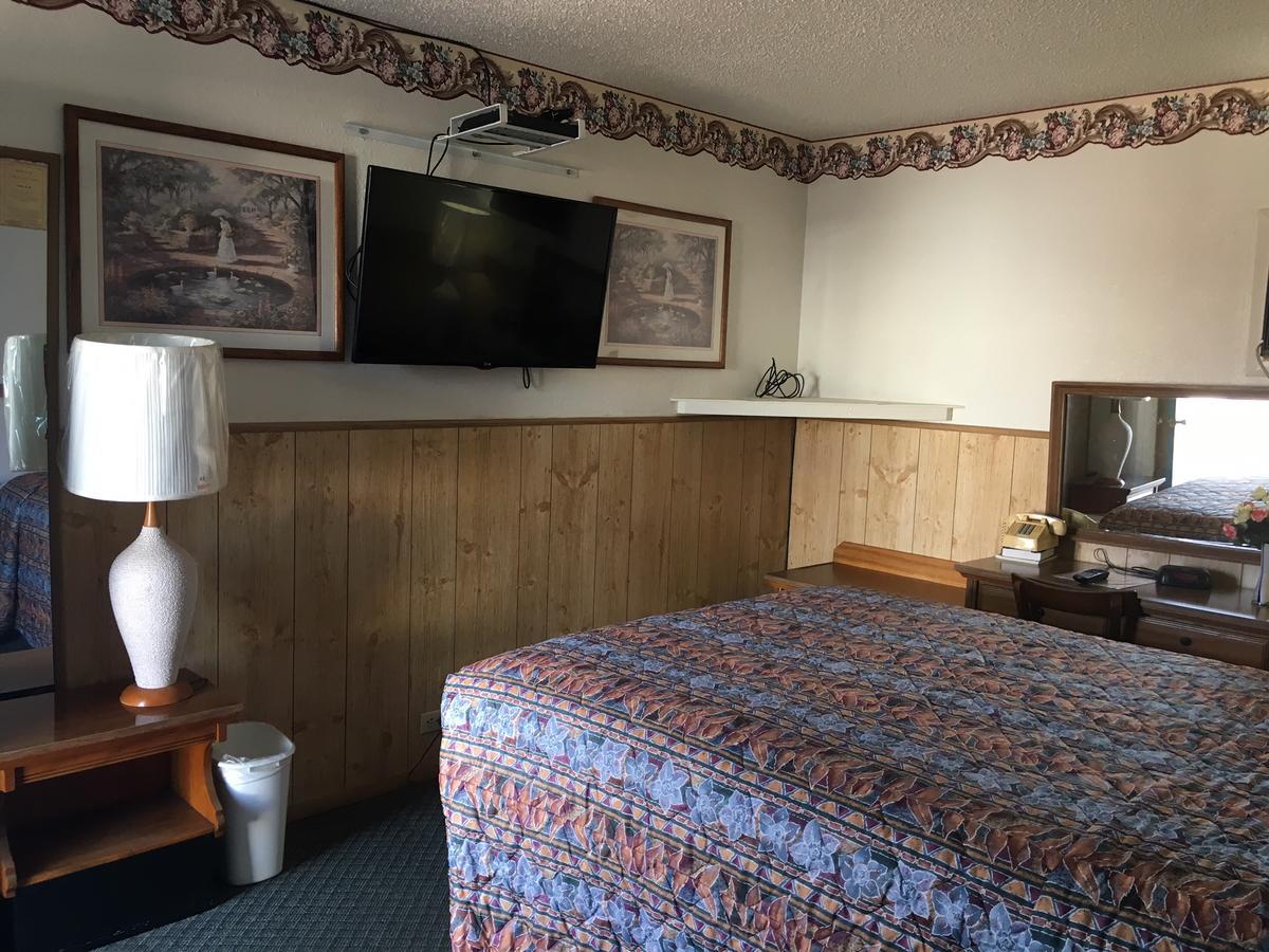 Skyliner Motel Stroud Zewnętrze zdjęcie