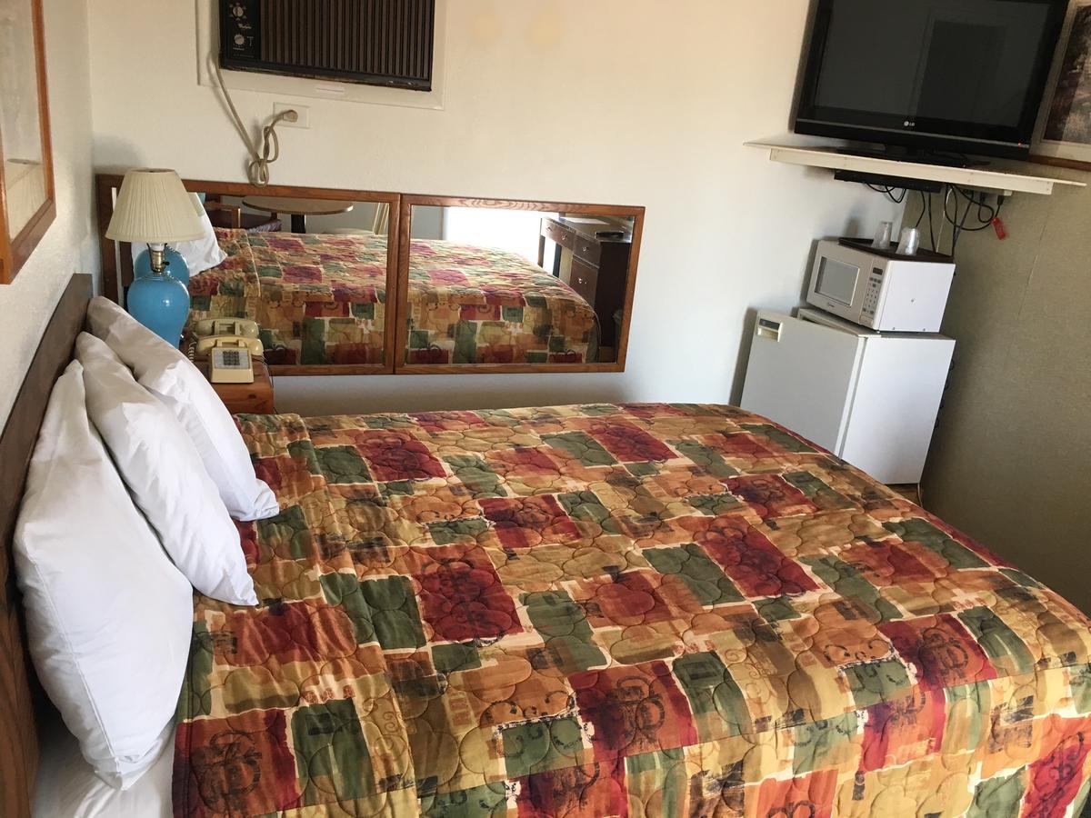 Skyliner Motel Stroud Zewnętrze zdjęcie