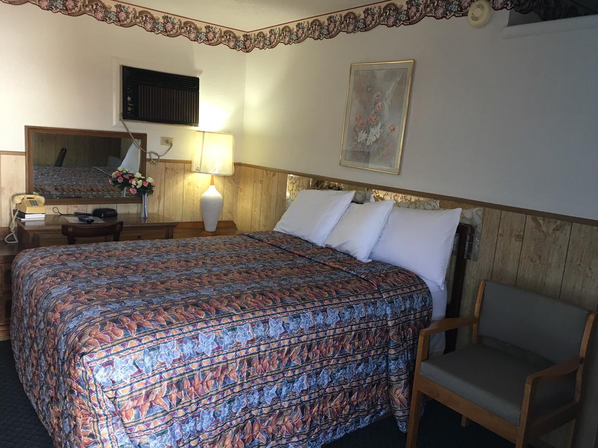 Skyliner Motel Stroud Zewnętrze zdjęcie