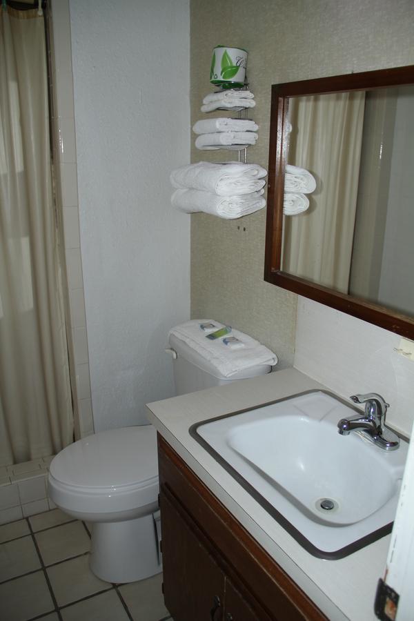 Skyliner Motel Stroud Zewnętrze zdjęcie