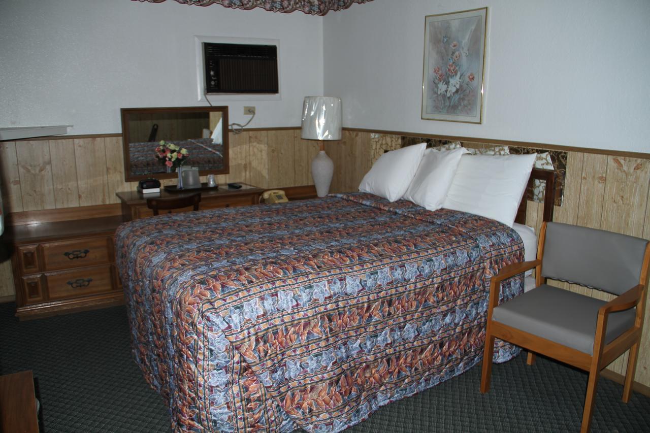 Skyliner Motel Stroud Zewnętrze zdjęcie