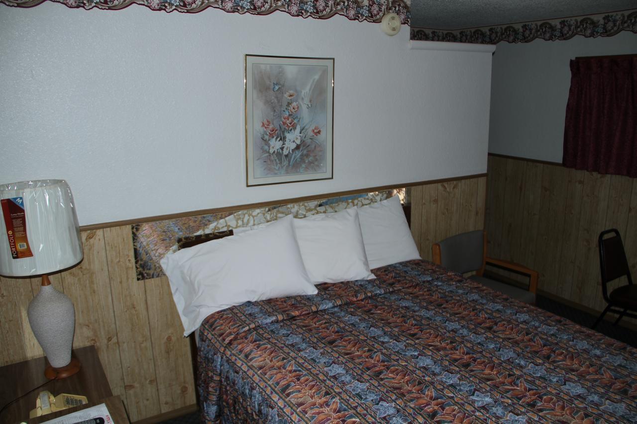 Skyliner Motel Stroud Zewnętrze zdjęcie