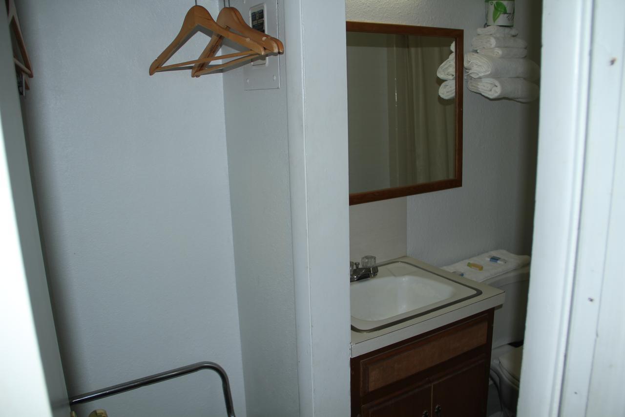 Skyliner Motel Stroud Zewnętrze zdjęcie