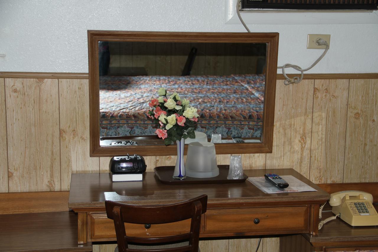 Skyliner Motel Stroud Zewnętrze zdjęcie